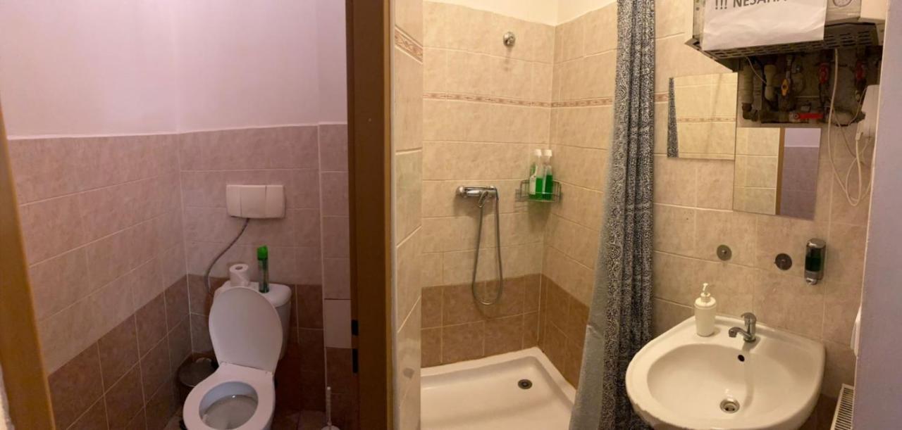 Apartmans V Arealu Vlnena เบอร์โน ภายนอก รูปภาพ