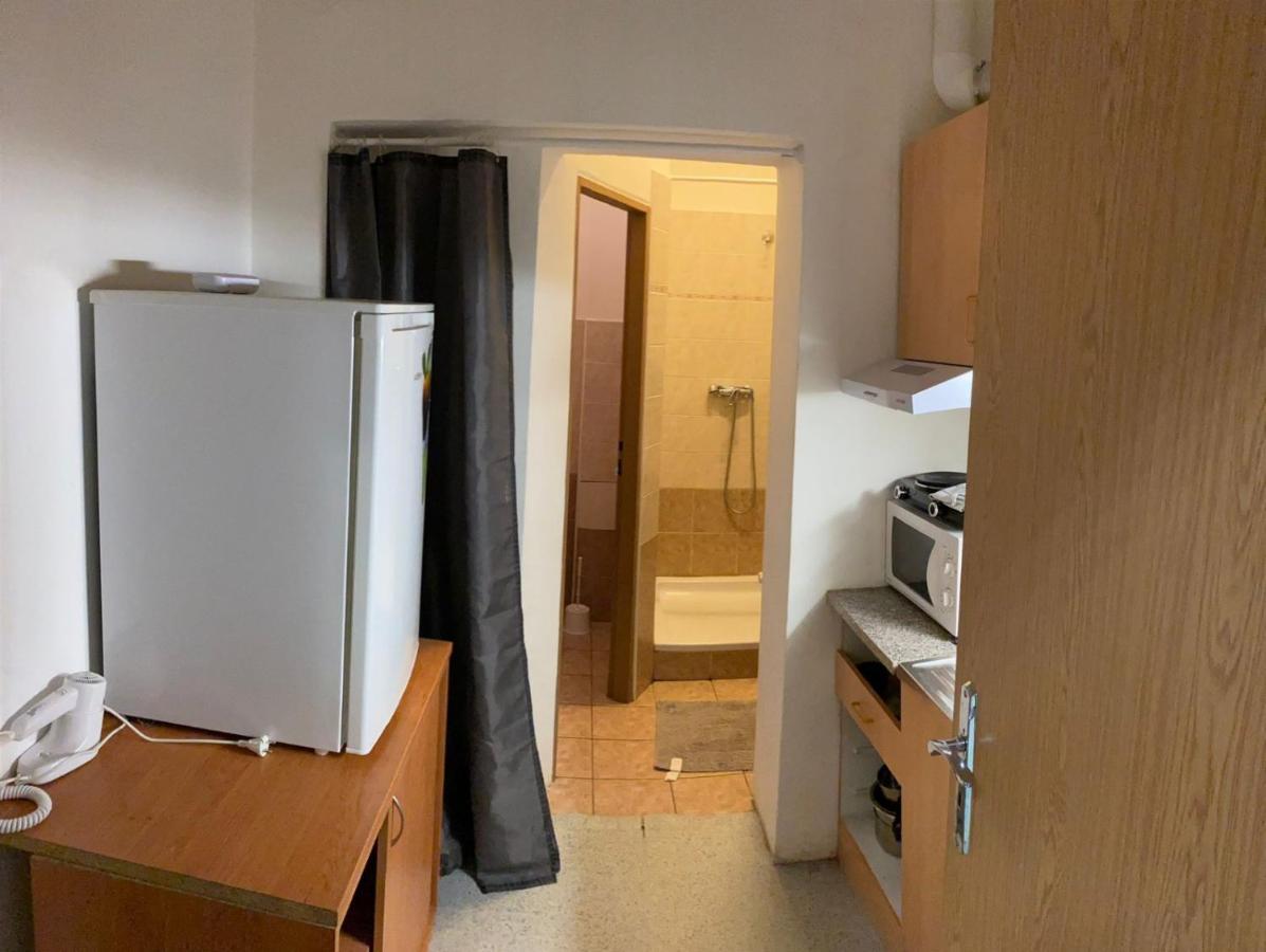 Apartmans V Arealu Vlnena เบอร์โน ภายนอก รูปภาพ